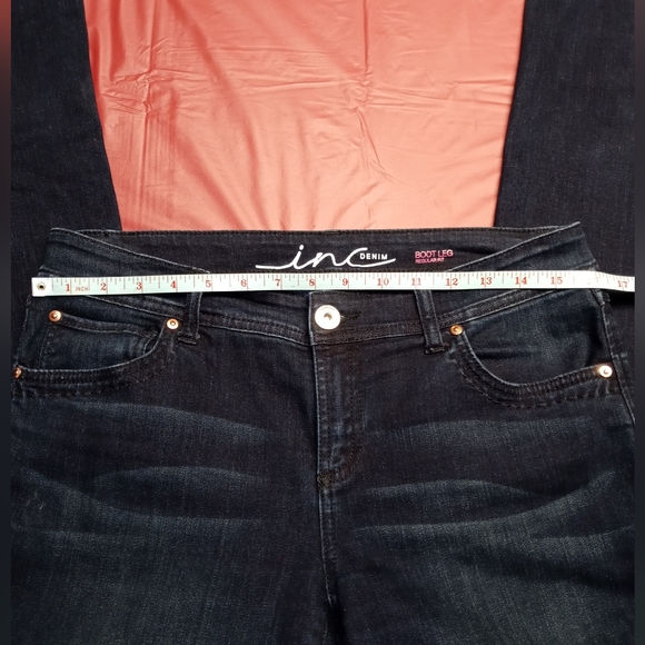 INC Denim BootLeg Reg Fit sz6×33 Dark Blue EUC Like New - Picture 8 of 8